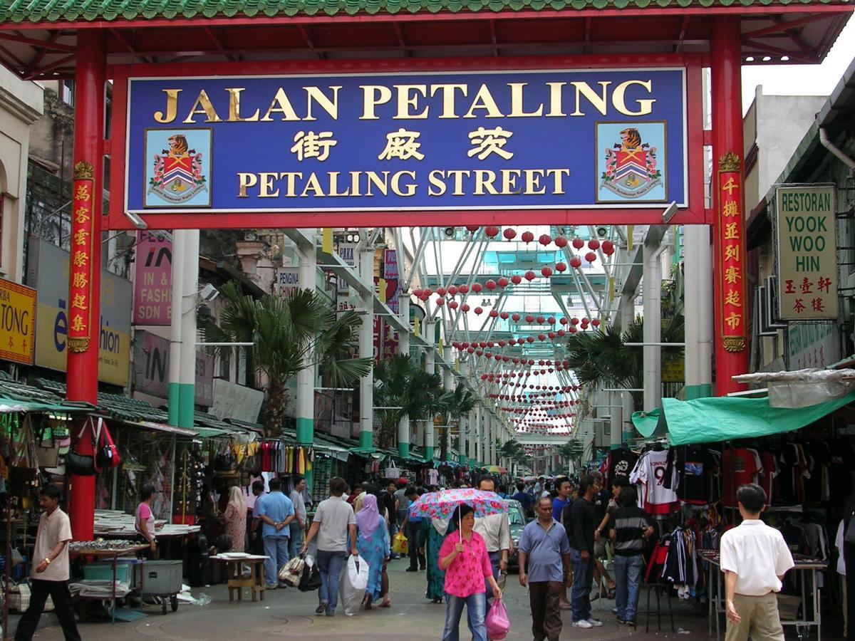 Wallace P Staycation Kuala Lumpur Exterior photo