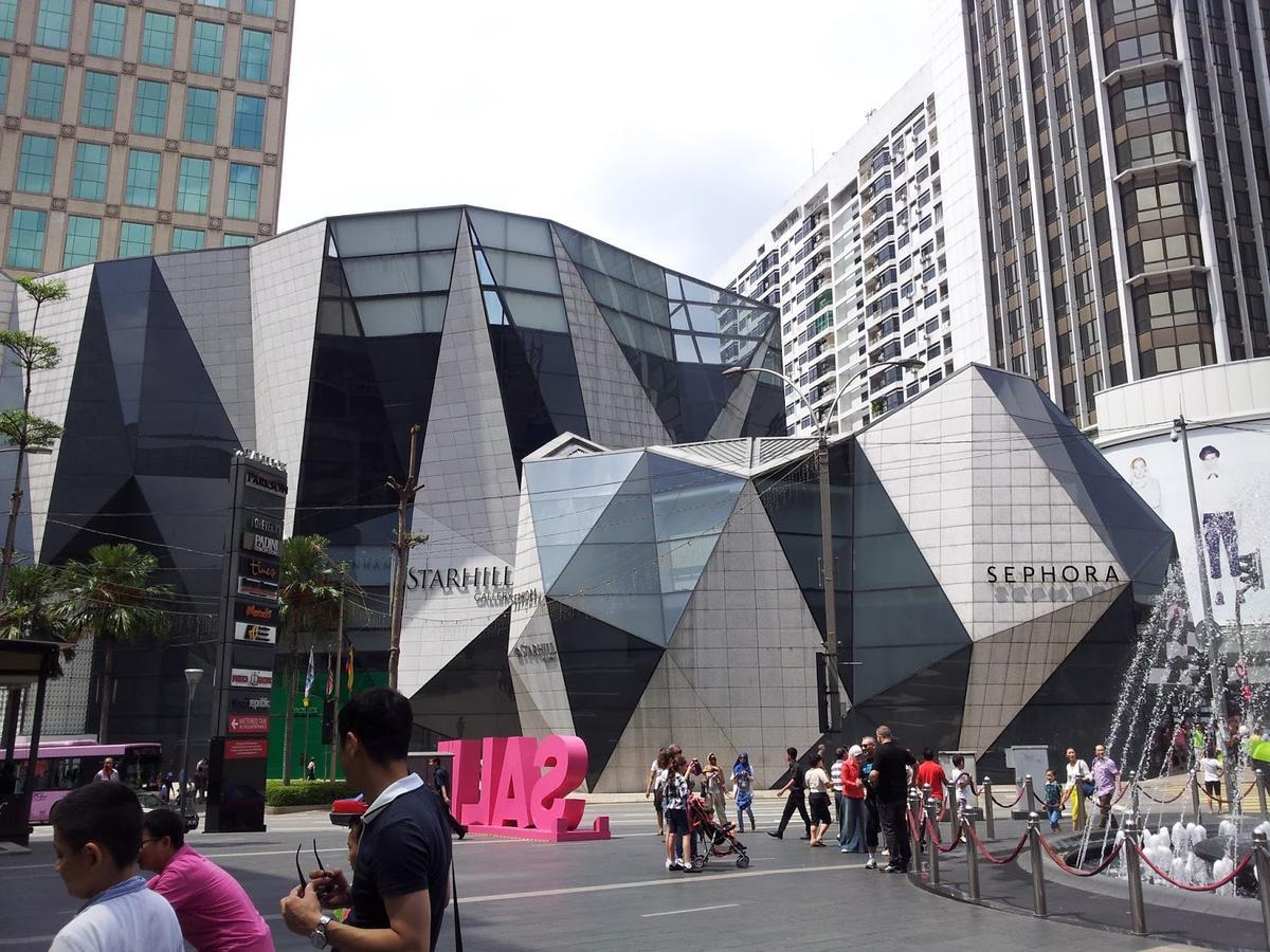 Wallace P Staycation Kuala Lumpur Exterior photo